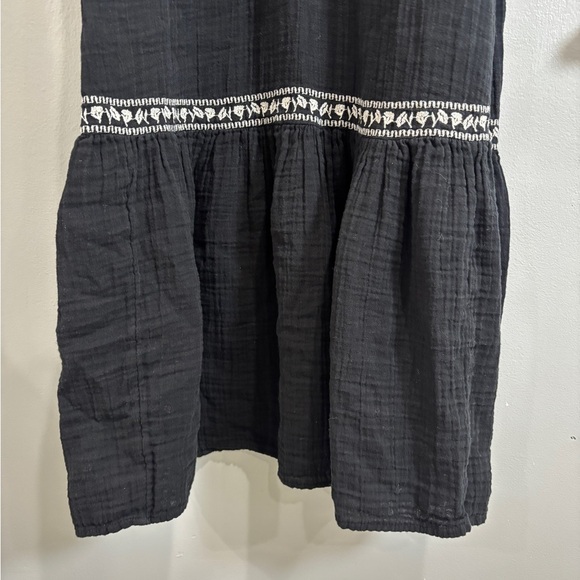 Old Navy Black Crinkle Crepe Gauzy V-Neck Boho Maxi Prairie Dress Size Small - Picture 9 of 15